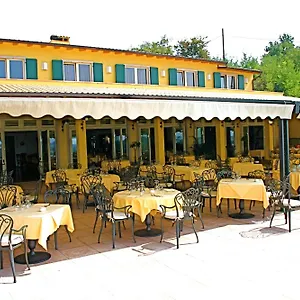 La Dolce Hotel