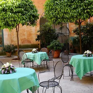 Casa Di Santa Francesca Romana A Ponte Rotto Italien